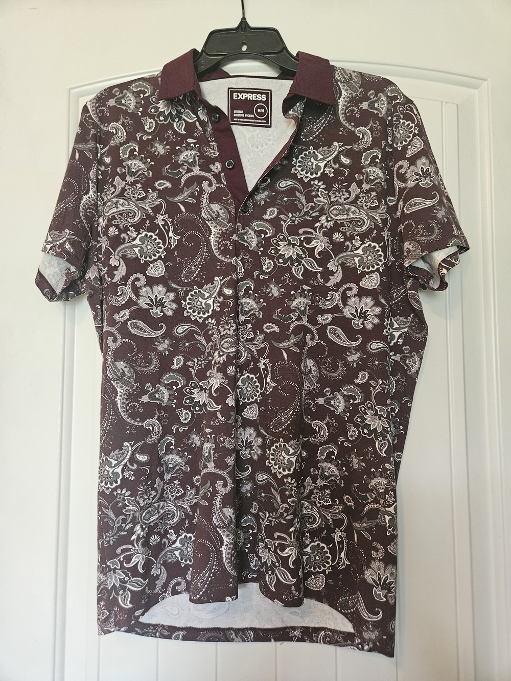Express Men's‎ Maroon/Burgundy Paisley Short-Sleeve Polo